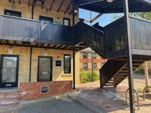  Warren Park,  Milton Keynes,  Buckinghamshire,  MK12 5NF picture 1