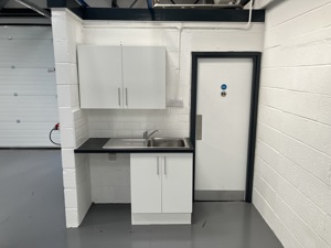  Buckinghamshire,  MK14  picture 4