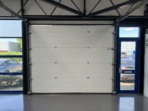  Buckinghamshire,  MK14  picture 5