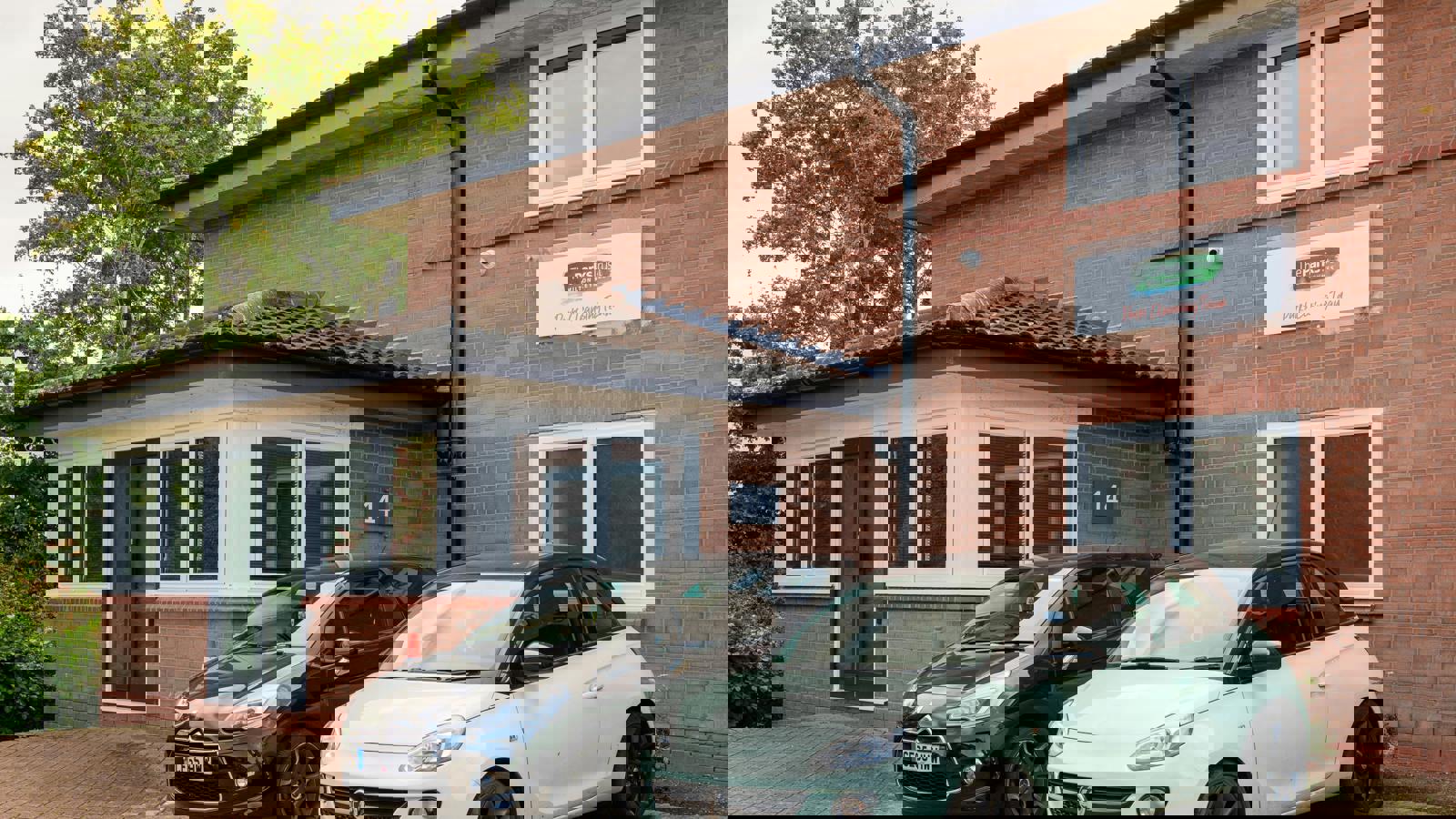 240909_0191_HOLLIS TIF 30060429873