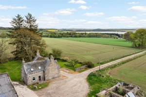 Dunecht, Westhill picture 4