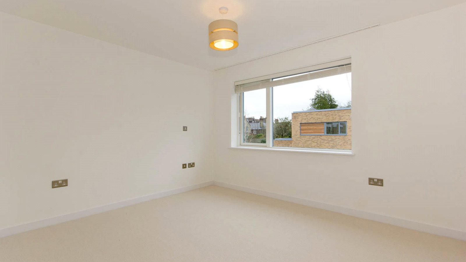 Bedroom 1.jpg Bedroom 1
