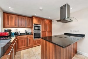 Cambridgeshire, CB1 1EJ picture 6