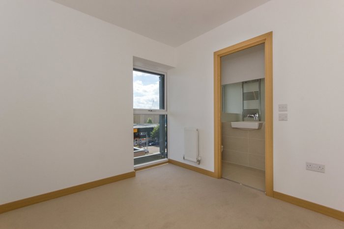 Bedroom4.jpg