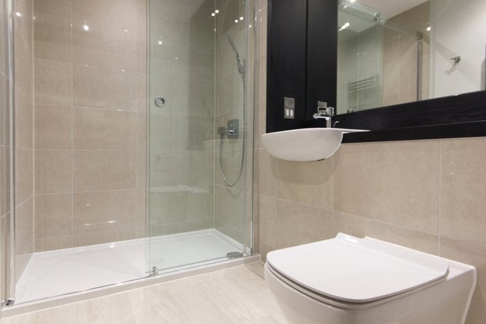 Ensuite Shower Room1.jpg