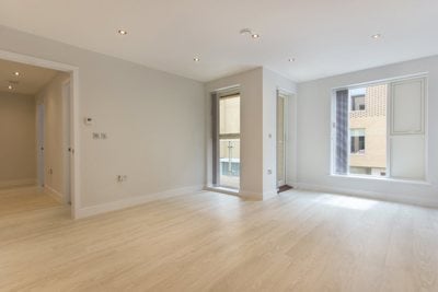 Living Room2.jpg