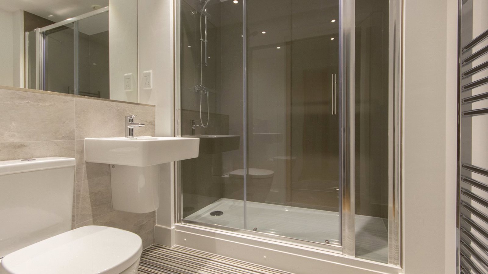 Bathroom.jpg Bathroom