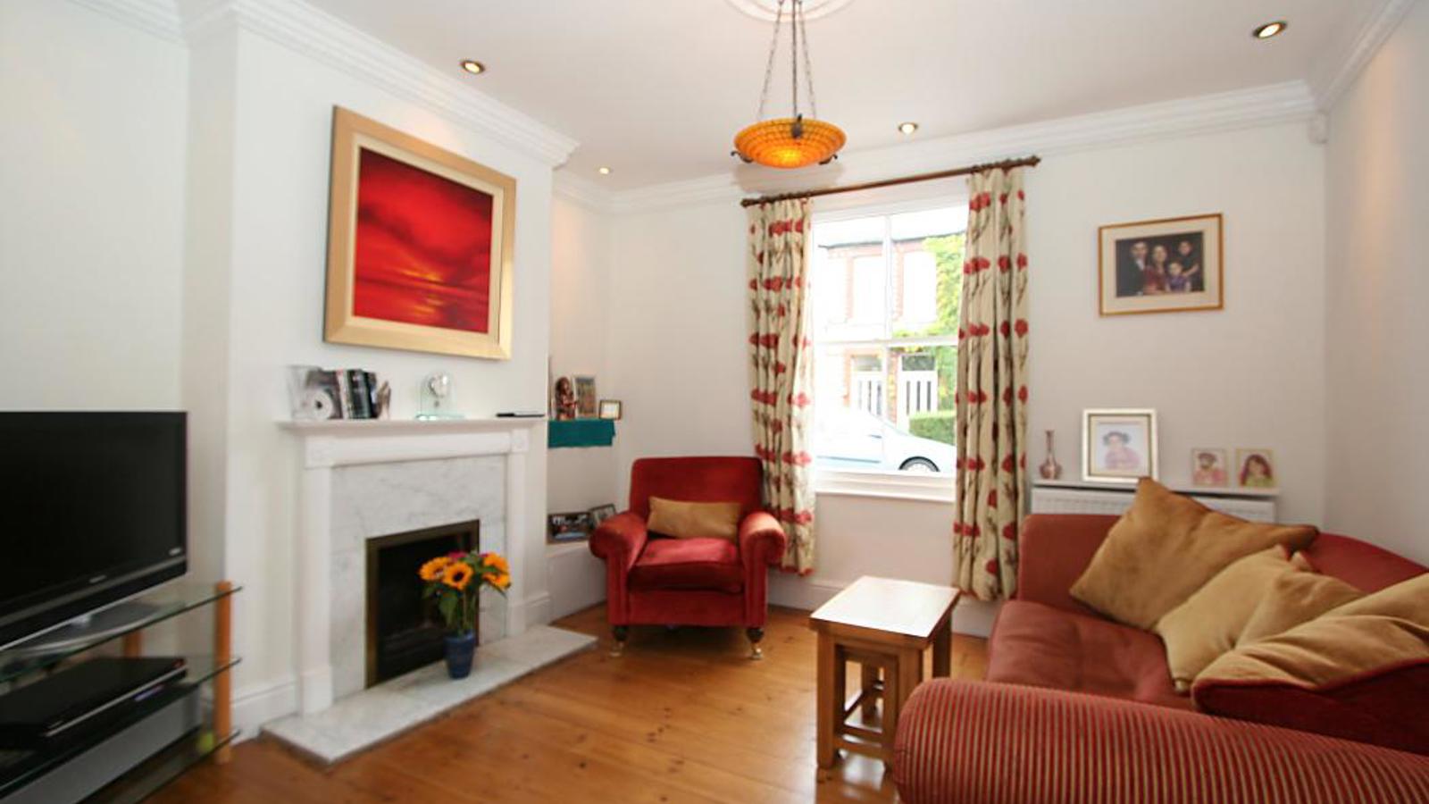 Living Room.jpg Living Room