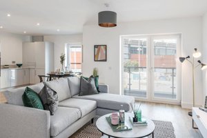 Cambridge, CB1 8RJ picture 1