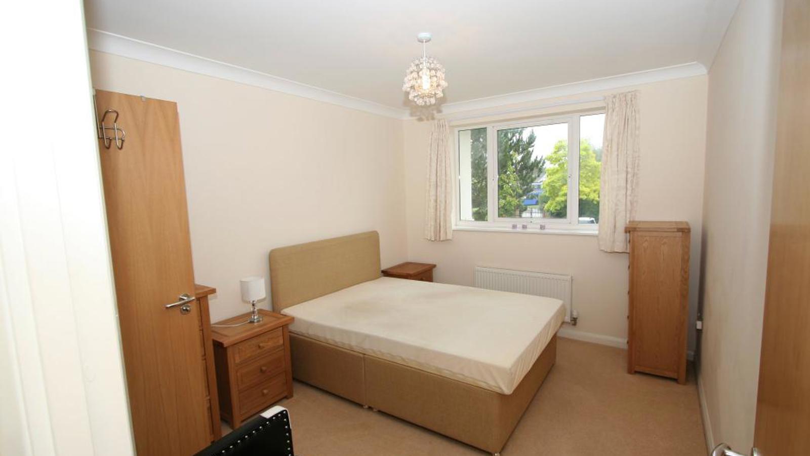 Bedroom 1.jpg Bedroom 1