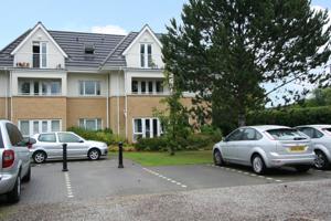 Regency Gate, 29 Queen Ediths Way picture 1