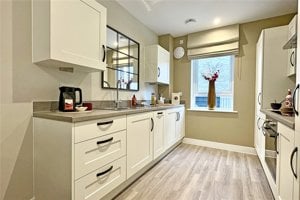 Cambridge, CB1 3FT picture 2