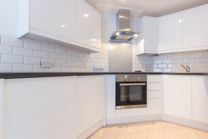 Kitchen1.jpg