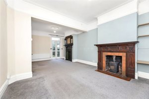 Cambridgeshire, CB1 2DE picture 3