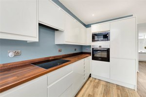 Vinery Road, Cambridge picture 3