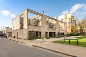 Cambridgeshire, CB2 8BZ picture 1