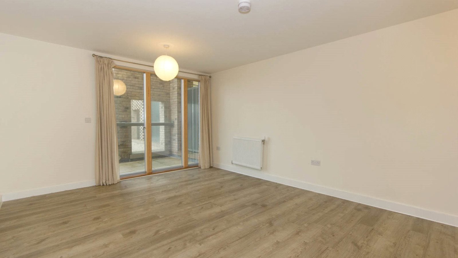 Living/Dining Area.jpg Living/Dining Area