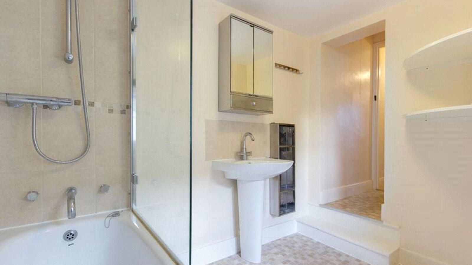 Bathroom.jpg Bathroom