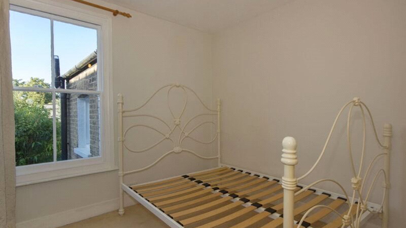 Bedroom 2.jpg Bedroom 2