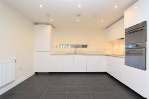 Austin Drive, Trumpington picture 2