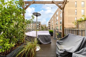 Cambridge, Cambridgeshire, CB2 9BX picture 3