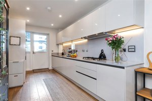 Cambridge, Cambridgeshire, CB2 9BX picture 5