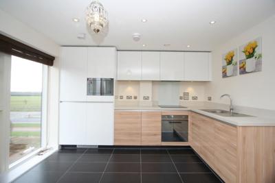 Kitchen1.jpg