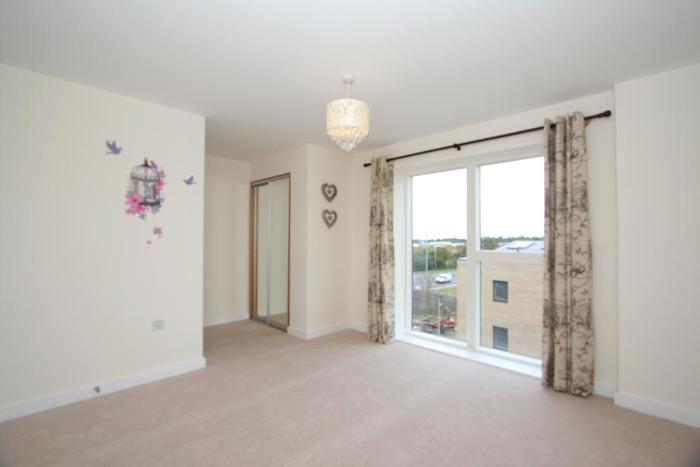Master Bedroom1.jpg
