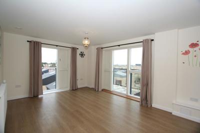 Sitting/Dining Room1.jpg