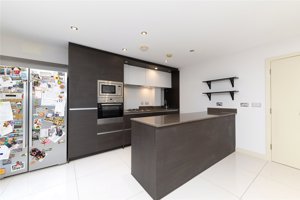 Cambridgeshire, CB2 8BN picture 3