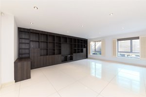 Cambridgeshire, CB2 8BN picture 2