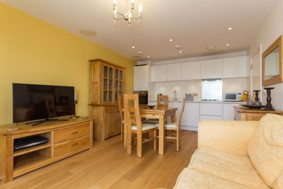 Sitting Room1.jpg