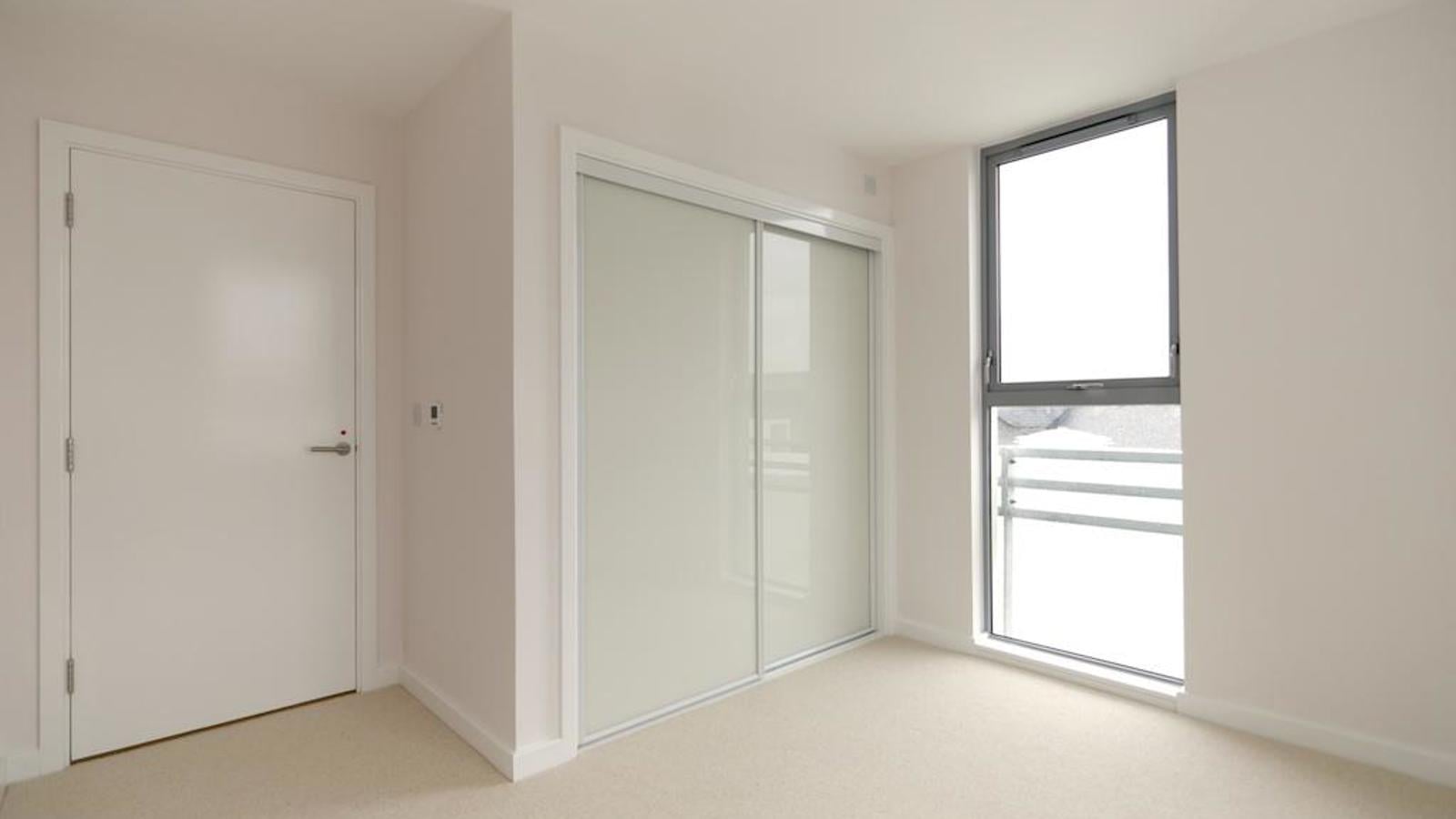 Bedroom.jpg Bedroom