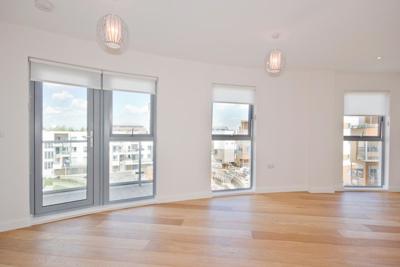 Living Room1.jpg