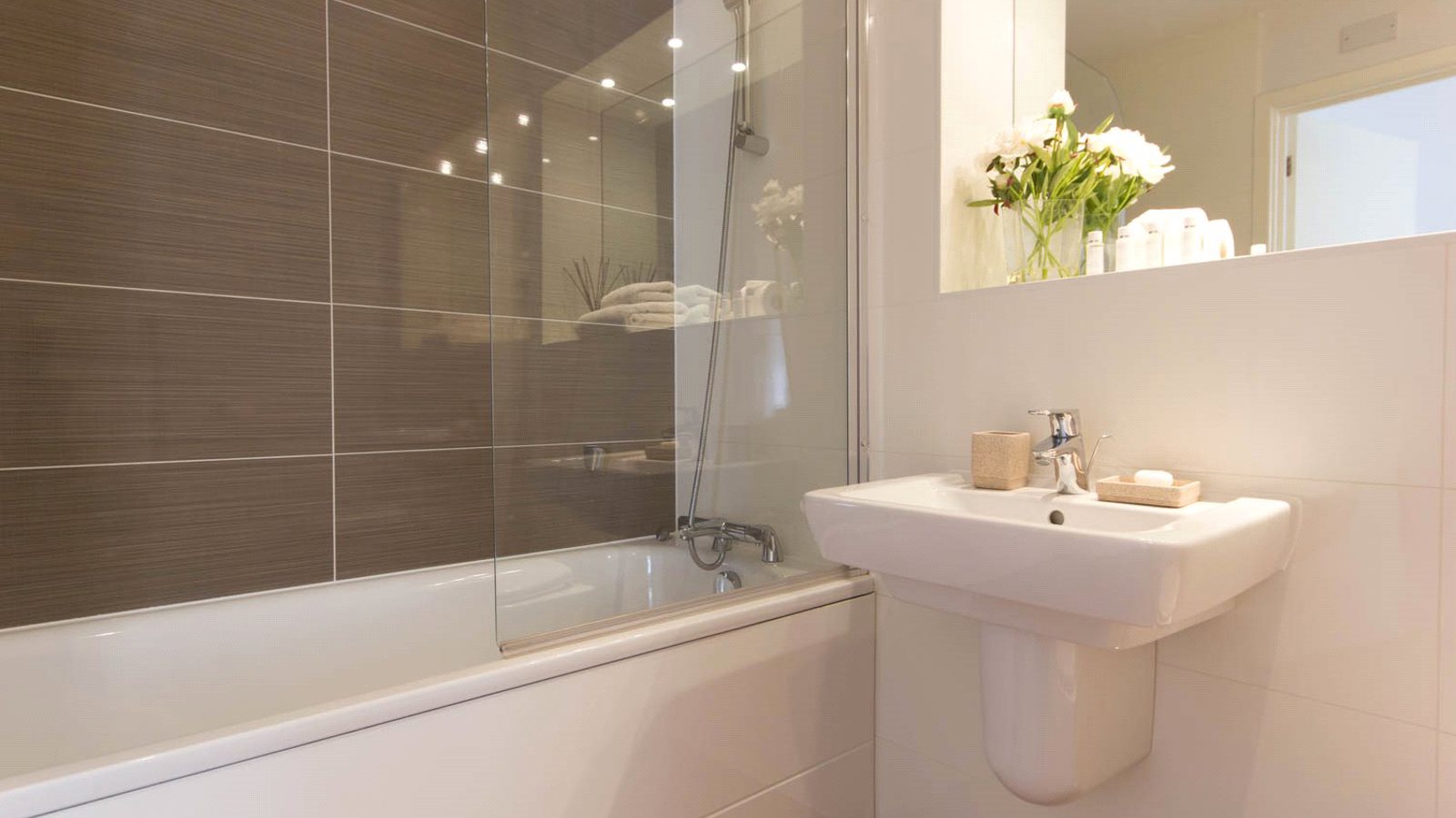 Bathroom.jpg Bathroom