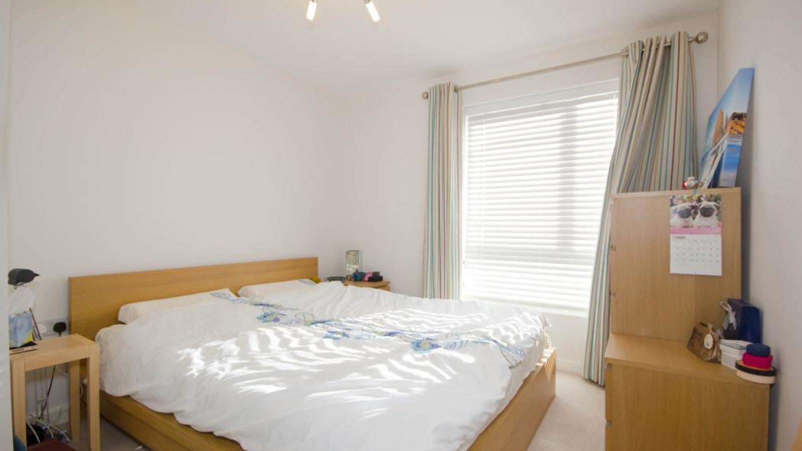 Bedroom 1.jpg Bedroom 1