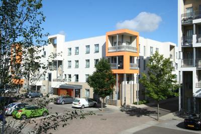 Front1.jpg