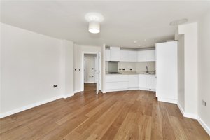 Glenalmond Avenue, Cambridge picture 2