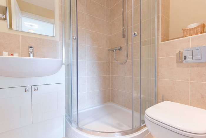 Shower Ensuite