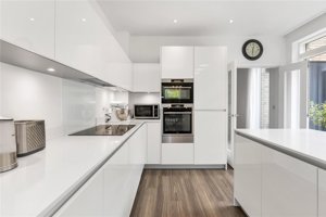 Cambridge, Cambridgeshire, CB2 9EH picture 4