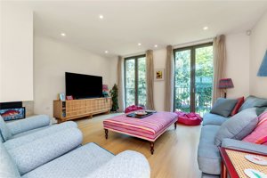 Kingfisher Way, Cambridge picture 4