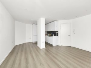 Cambridge, CB2 8RA picture 6