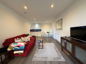 Marque House, 143 Hills Road picture 3