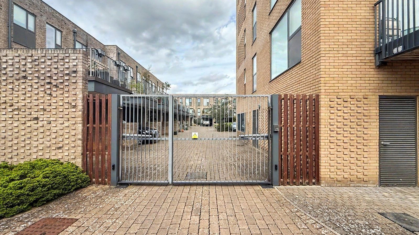 Picture No. 04.jpg Picture No. 04