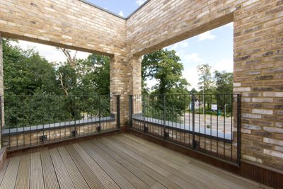 Balcony1.jpg