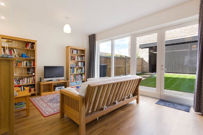 Living Room1.jpg