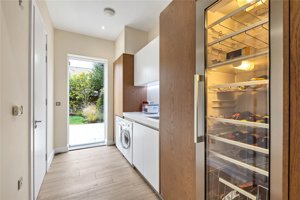 Cambridge, Cambridgeshire, CB2 9DD picture 5