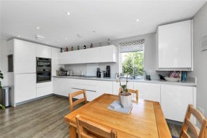 Overhill Close, Trumpington picture 3