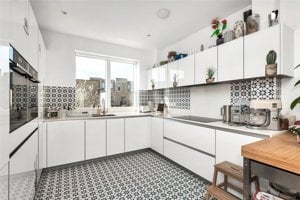 Cambridge, Cambridgeshire, CB2 9DL picture 2