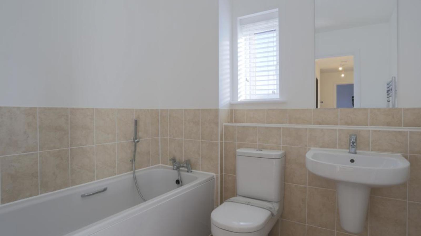 Family Bathroom.jpg Family Bathroom